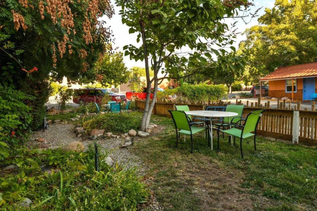 Lodge 5 - Downtown Location. Studio With Shared Hot Tub. Minutes To Arches N.P. Моаб Экстерьер фото