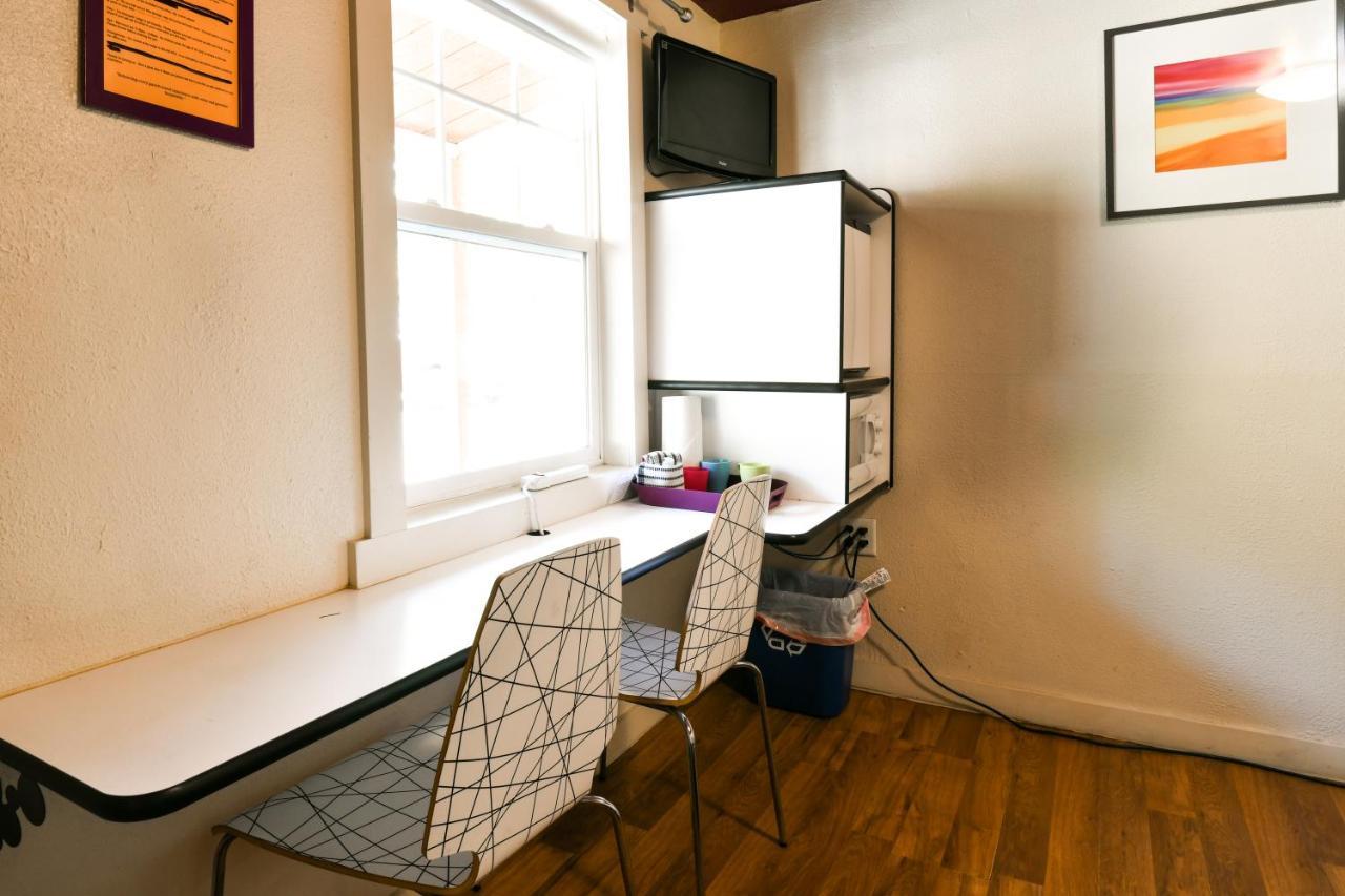 Lodge 5 - Downtown Location. Studio With Shared Hot Tub. Minutes To Arches N.P. Моаб Экстерьер фото