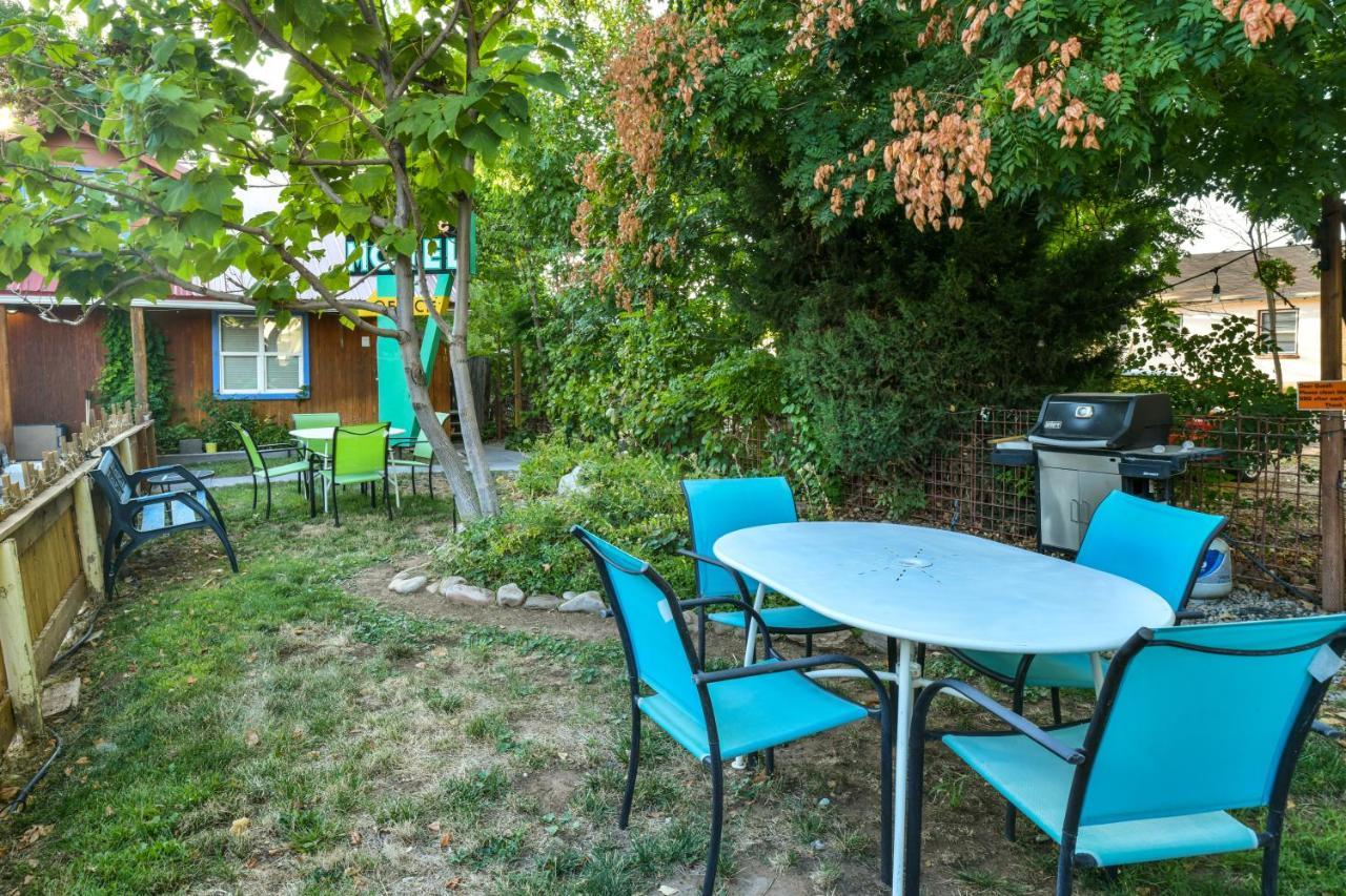 Lodge 5 - Downtown Location. Studio With Shared Hot Tub. Minutes To Arches N.P. Моаб Экстерьер фото